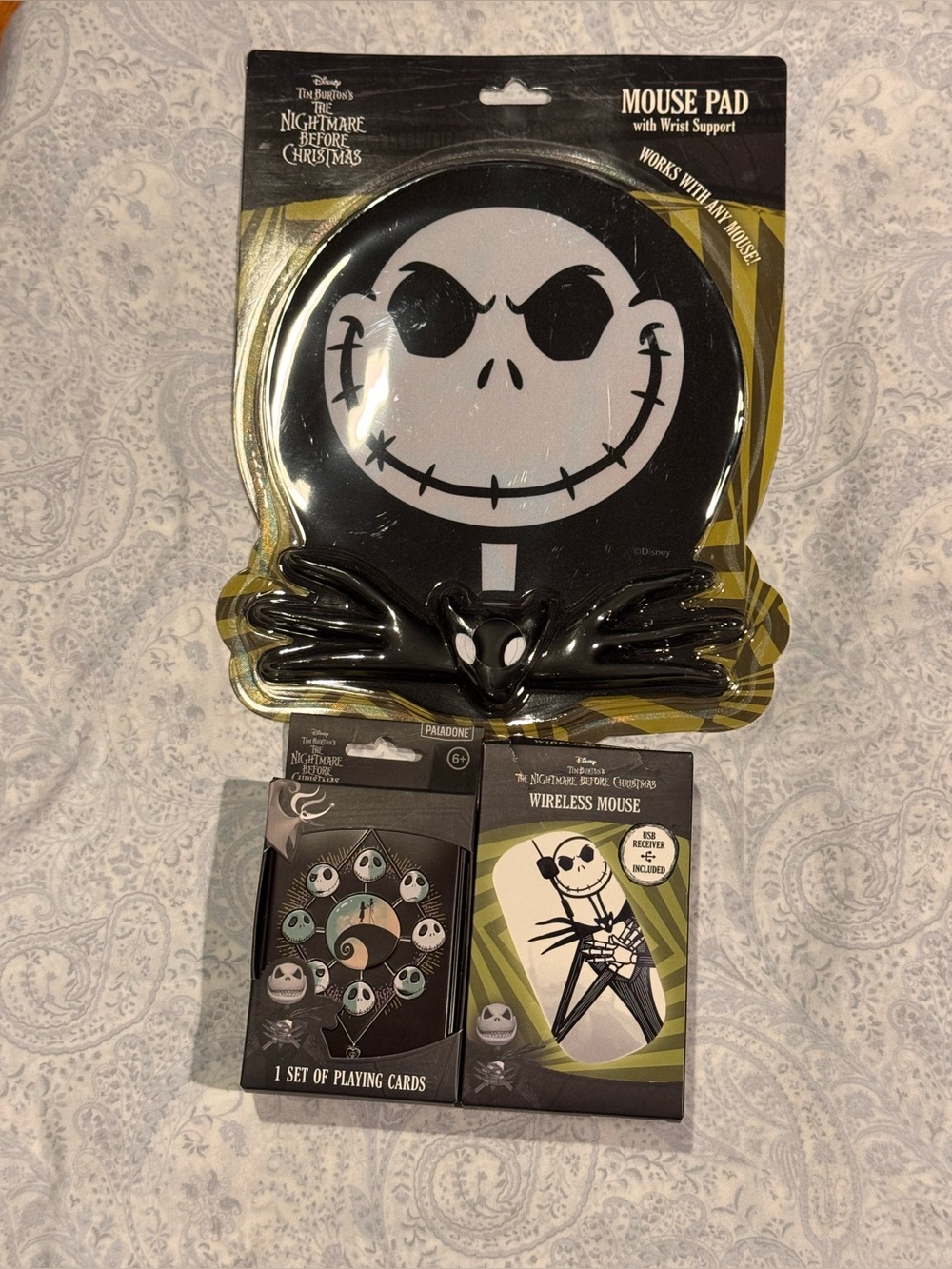 Nightmare Before Christmas Jack Skellington Mouse, Mouse Pad & Tin of Cards